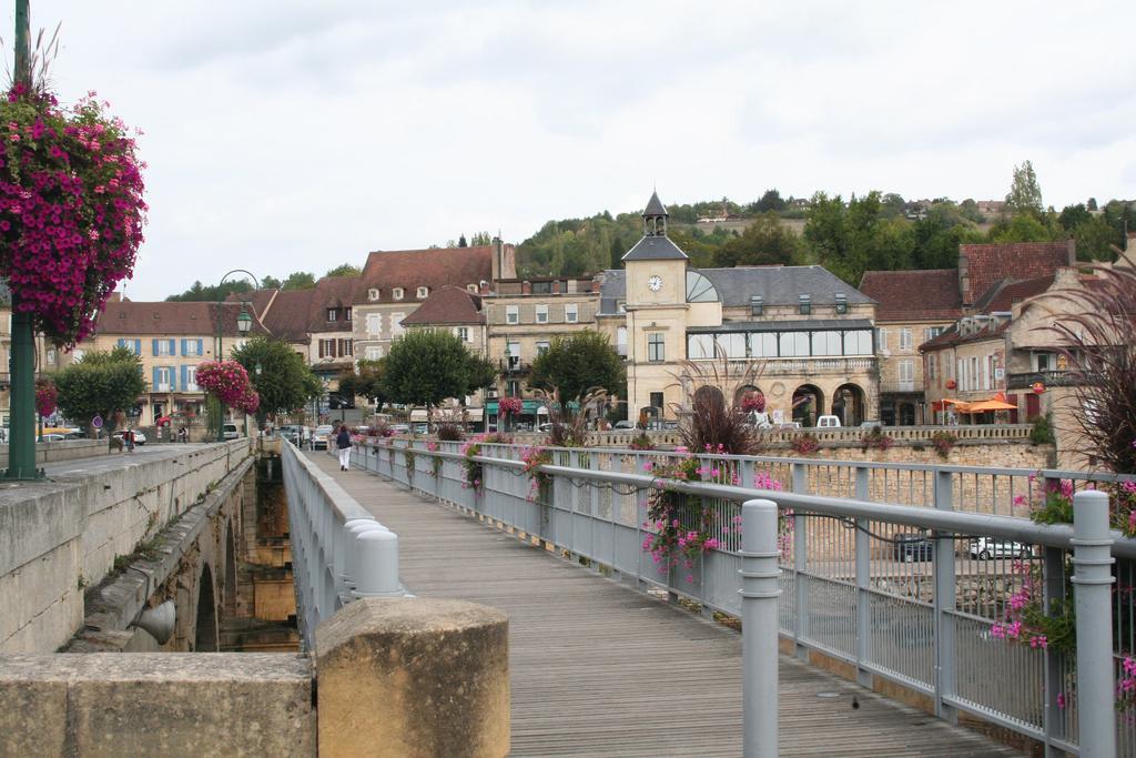 Residence Goelia Le Hameau De La Vezere Льо Бюг Екстериор снимка